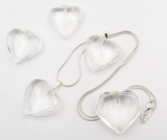 Clear quartz heart pendant, crystal necklace, quartz jewelry, precious jewelry, valentine&#39;s gift, mom&#39;s gift, friendship gift