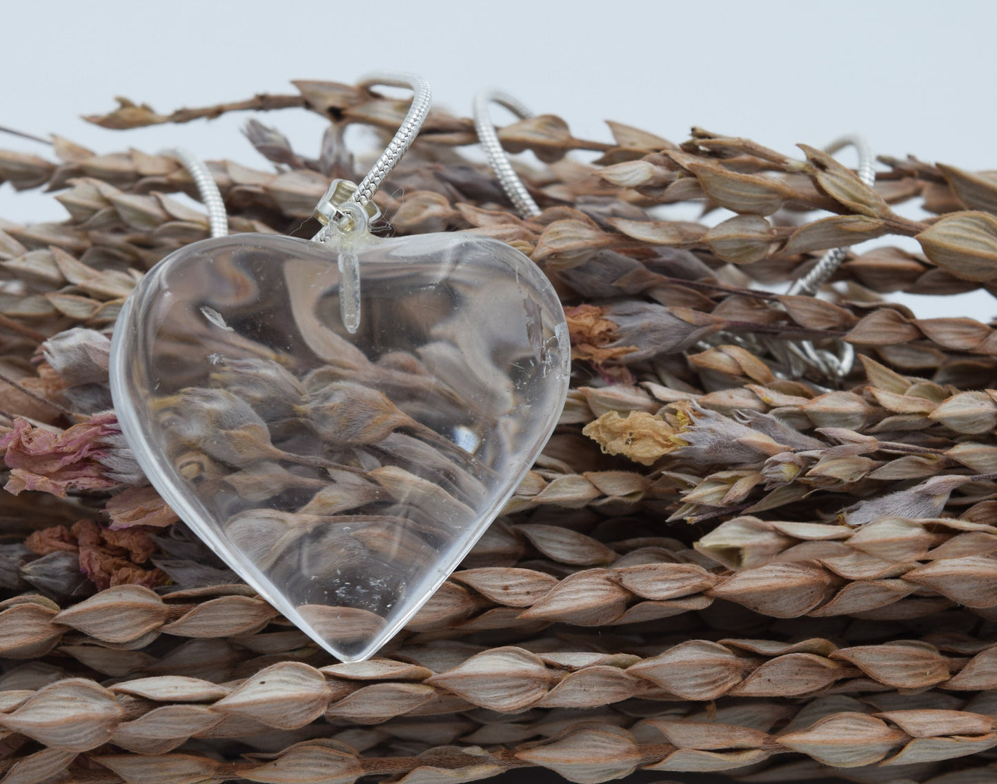 Clear quartz heart pendant, crystal necklace, quartz jewelry, precious jewelry, valentine&#39;s gift, mom&#39;s gift, friendship gift