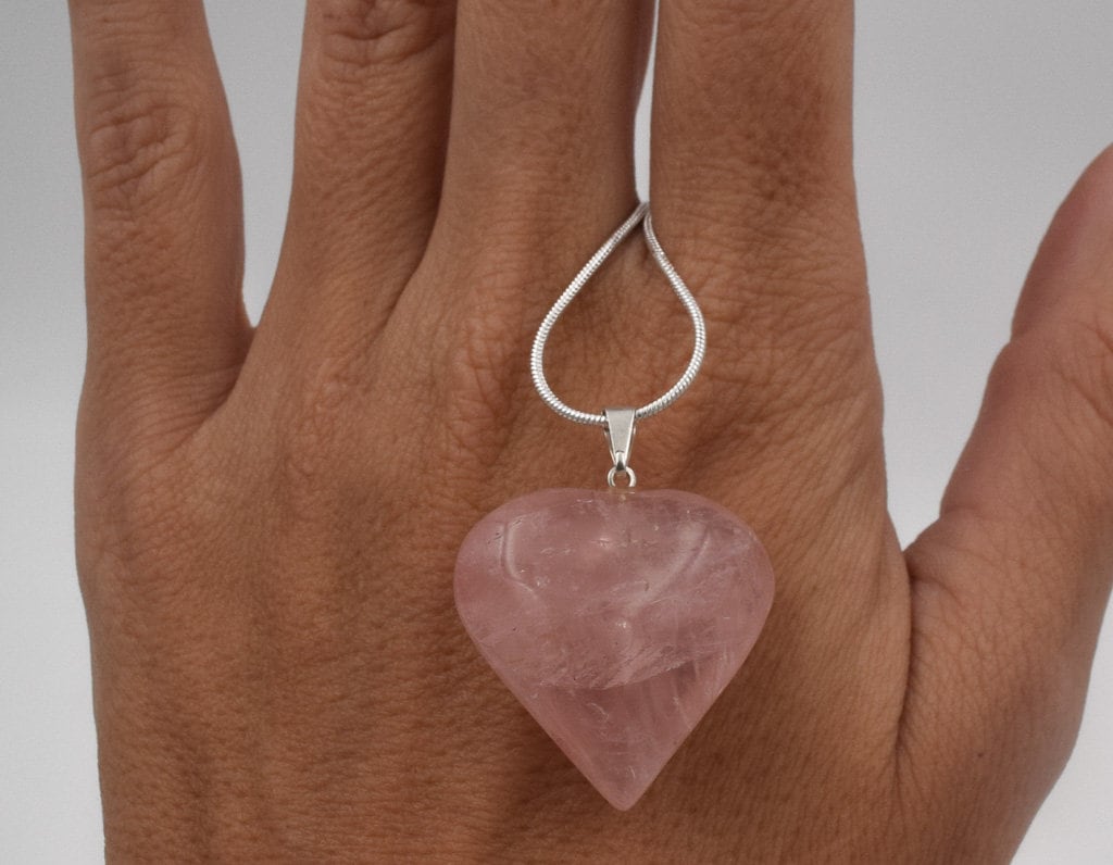 Rose quartz heart necklace, heart pendant, healing jewelry, crystals necklace, lovely pendant, gifts for her, valentine&#39;s gift, mom&#39;s gift