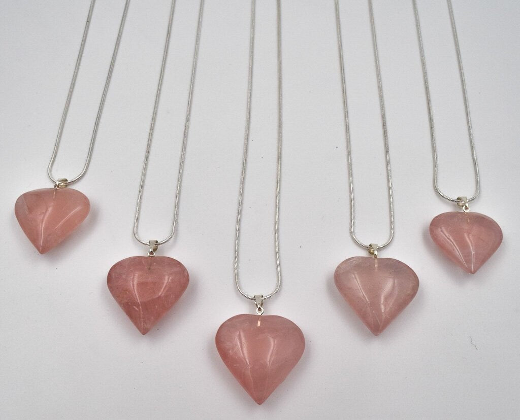 Rose quartz heart necklace, heart pendant, healing jewelry, crystals necklace, lovely pendant, gifts for her, valentine&#39;s gift, mom&#39;s gift