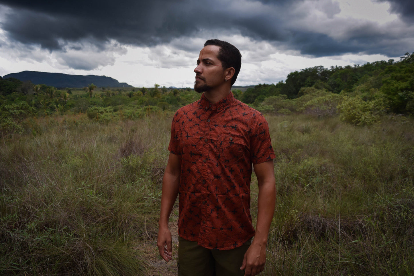 Shipibo men shirt, short sleeves red shirt. Visionary art, Spread collar, Sacred Geometry, Ayahuasca clothes, Psychedelic Clothes