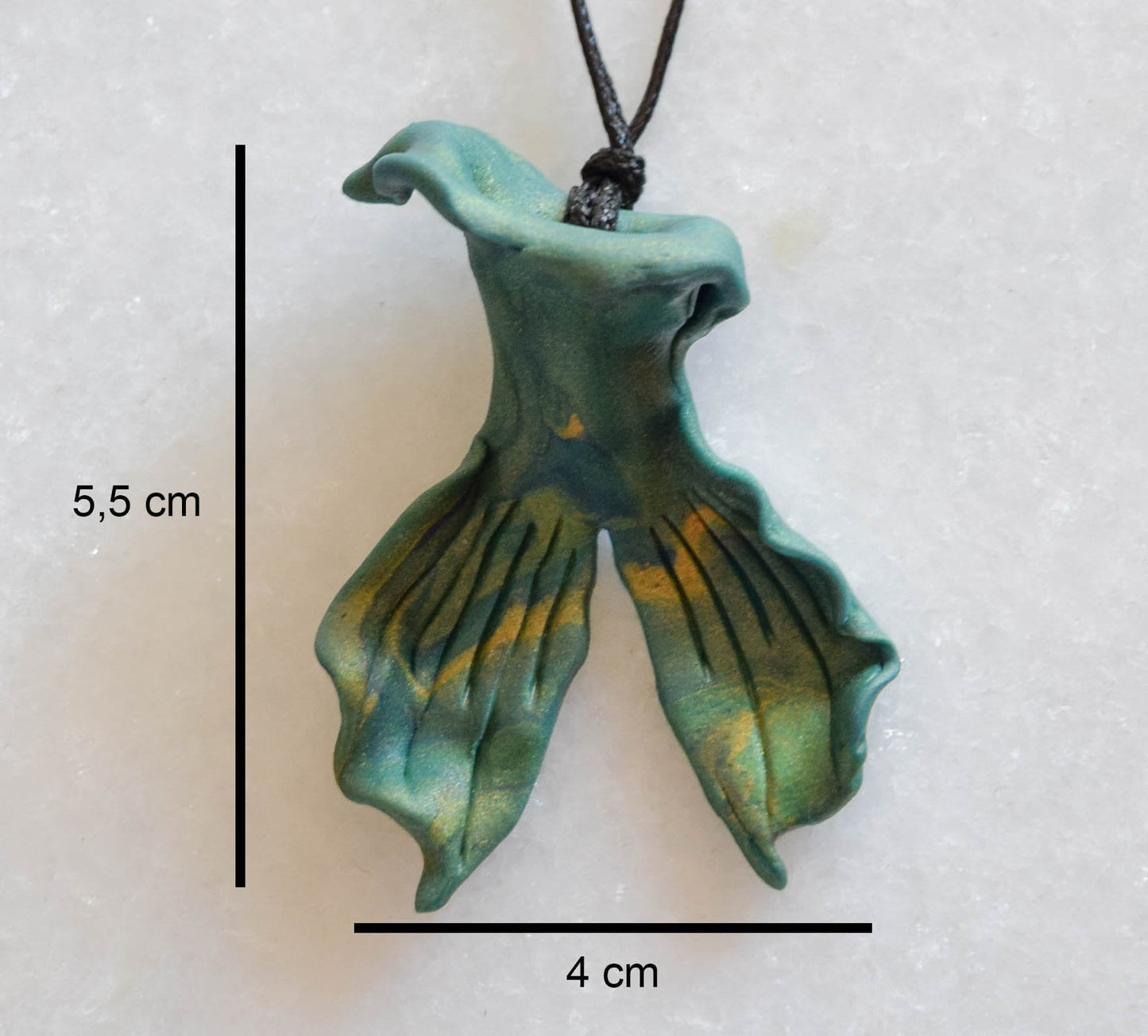 Oil diffuser necklace, aromatherapy Green mermaid tail necklace, marbled polymer Clay by Wikandah