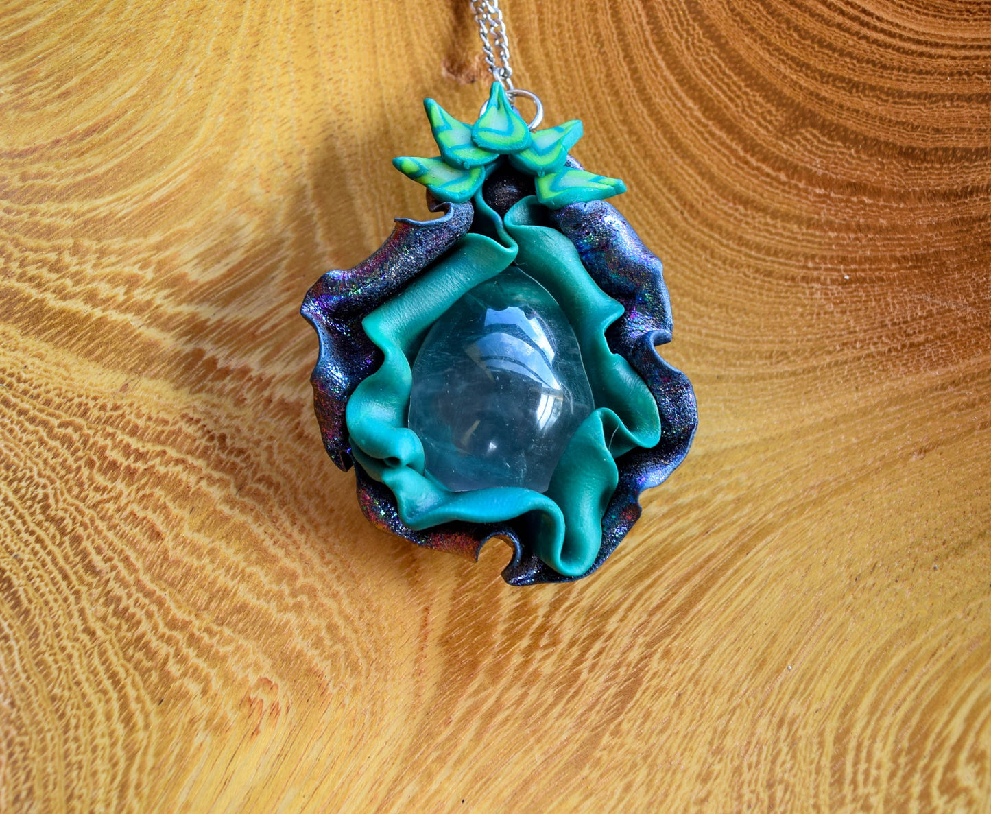 Yoni pendant with yoni egg, sacred feminine bijoux, Goddess vulva pendant, vagina pendant, vagina flower, yoni flower jewelry