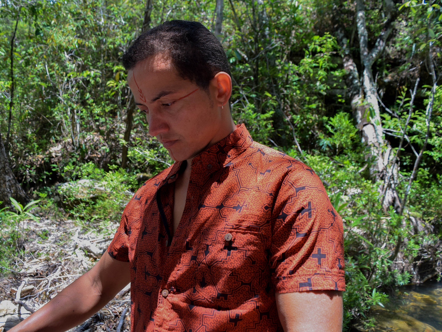 Shipibo men shirt, short sleeves red shirt. Visionary art, Spread collar, Sacred Geometry, Ayahuasca clothes, Psychedelic Clothes