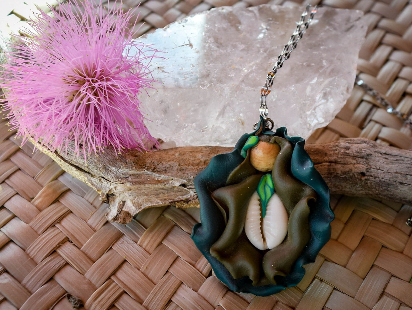 Goddess sacred feminine pendant in polymer clay, yoni jewelry